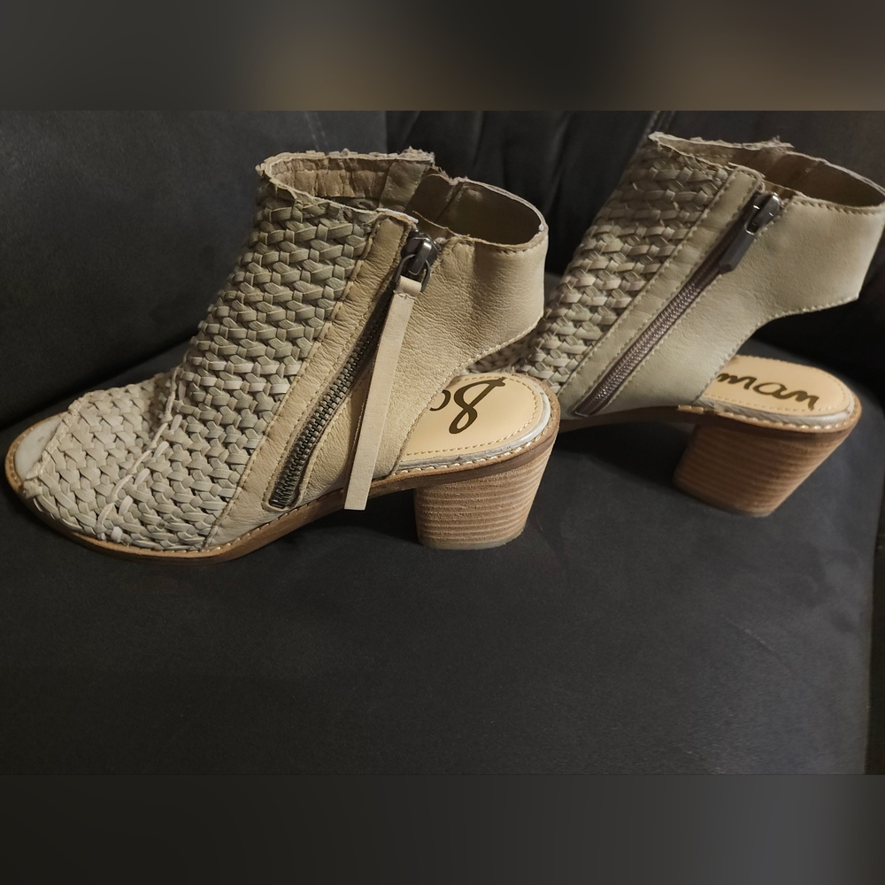 SAM EDELMAN Cooper Beige Leather Woven Block Heel Peep Toe Booties Sz8.5